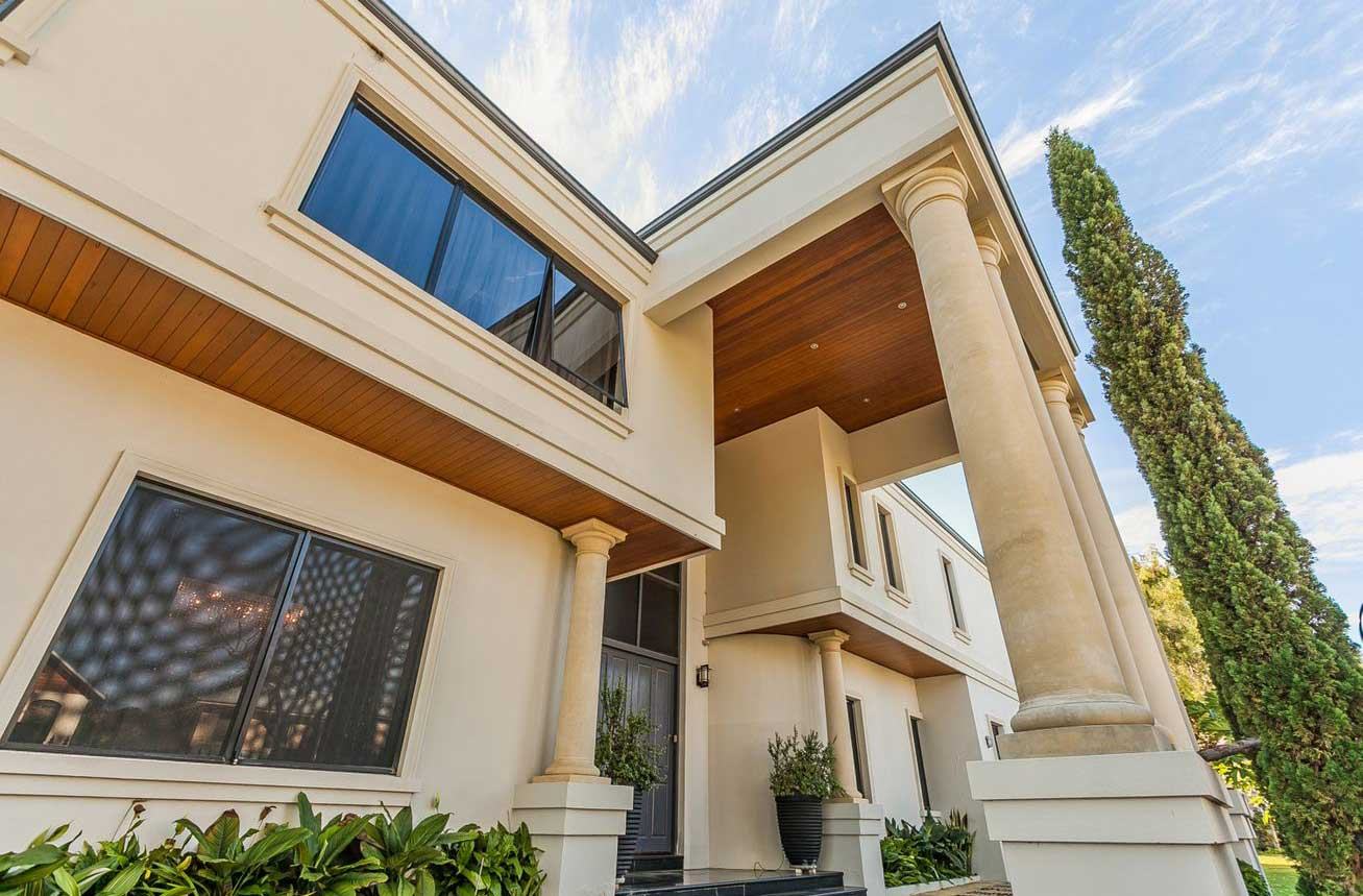 Applecross custom built home by Artique Homes