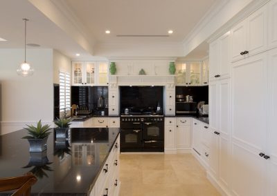 Hillarys custom built home by Artique Homes