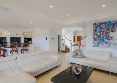 Hillarys custom built home by Artique Homes